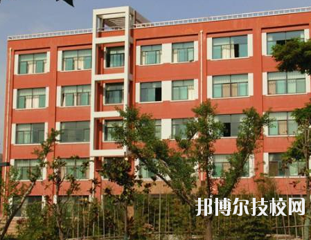 天水市職業(yè)技術(shù)學(xué)校2020年報名條件、招生要求、招生對象