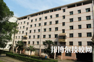 江西輕工業高級技工學校怎么樣、好不好