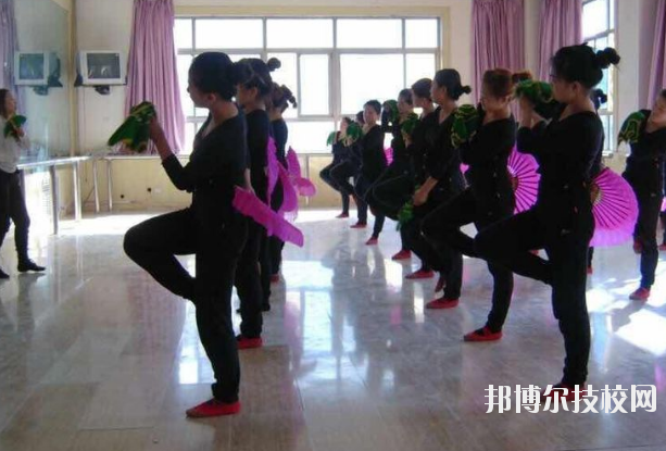 寶塔區(qū)職業(yè)教育中心2020年招生辦聯(lián)系電話(huà)