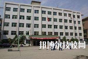 江西吉安衛(wèi)生學校2020年報名條件、招生要求、招生對象 