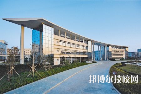 鄞州職業(yè)教育中心學(xué)校2020年報(bào)名條件、招生要求、招生對(duì)象