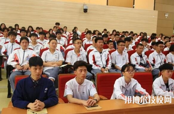 新昌技師學(xué)院2020年報(bào)名條件、招生要求、招生對(duì)象