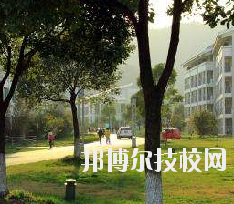重慶第二財貿學校怎么樣、好不好