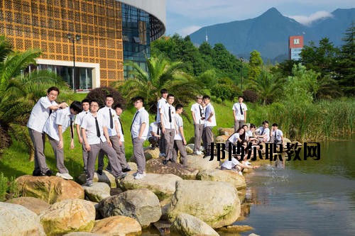 江西廬山旅游中等專業學校2020年報名條件、招生要求、招生對象