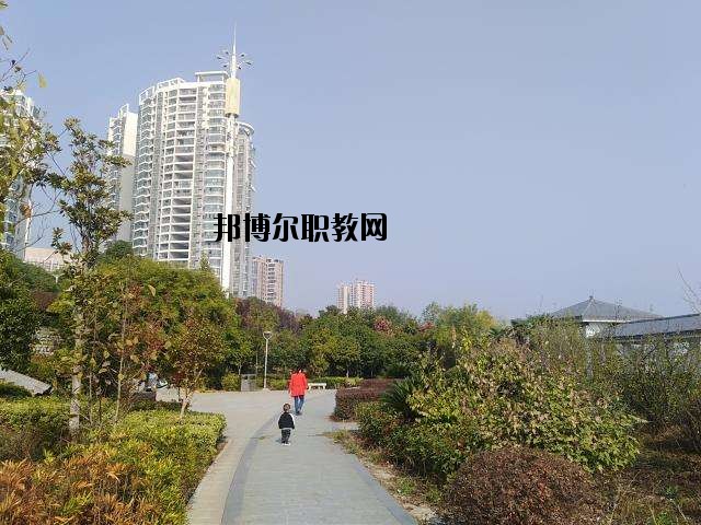 蓮花職業技術學校2020年報名條件、招生要求、招生對象
