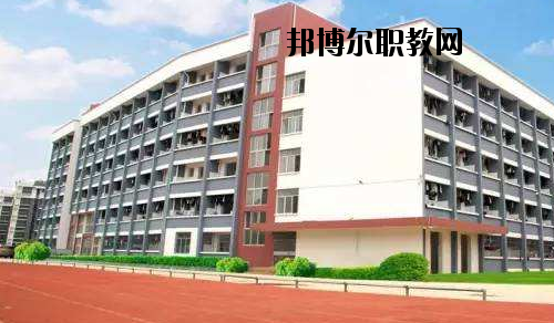 廣西商業(yè)技師學(xué)院2020年報(bào)名條件、招生要求、招生對(duì)象
