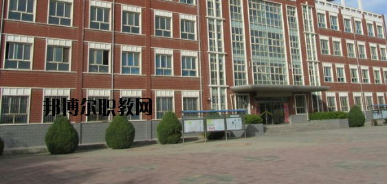 蘭州航空工業(yè)技工學(xué)校2020年報(bào)名條件、招生要求、招生對象