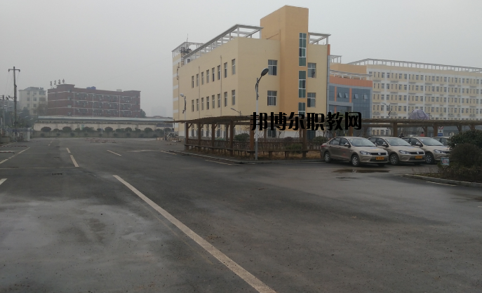 黃石第一技工學校怎么樣、好不好