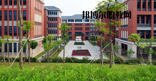 東莞輕工業(yè)學(xué)校2020年報(bào)名條件、招生要求、招生對(duì)象