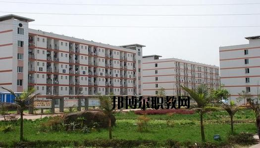 四川機(jī)電技術(shù)學(xué)校2020年報名條件、招生要求、招生對象