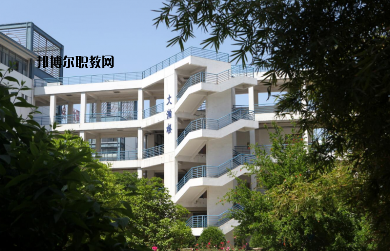 江蘇財(cái)經(jīng)職業(yè)技術(shù)學(xué)院2020年報(bào)名條件、招生要求、招生對象