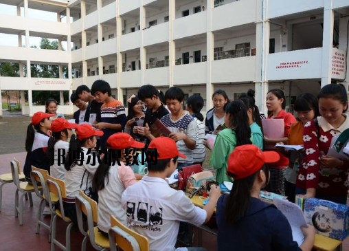 贛縣職業(yè)中等專業(yè)學(xué)校2020年報(bào)名條件、招生要求、招生對象