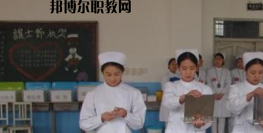 石家莊華醫(yī)醫(yī)學(xué)中等專業(yè)學(xué)校2020年報(bào)名條件、招生要求、招生對(duì)象