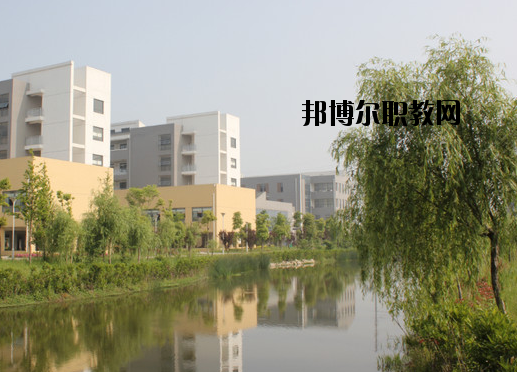 蕪湖師范學校2020年報名條件、招生要求、招生對象