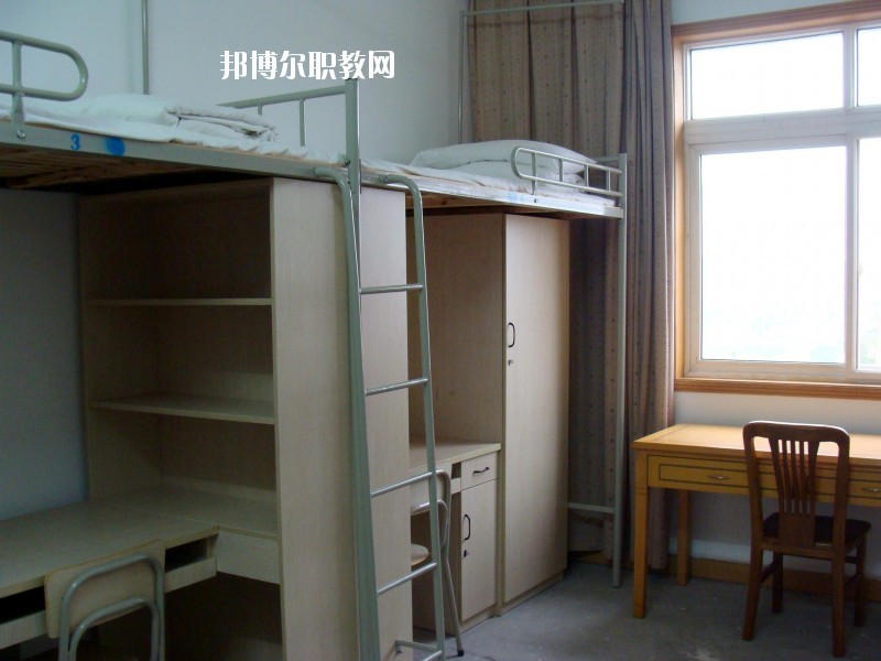 鄭州白求恩醫(yī)學(xué)院2021年招生錄取分?jǐn)?shù)線(xiàn)