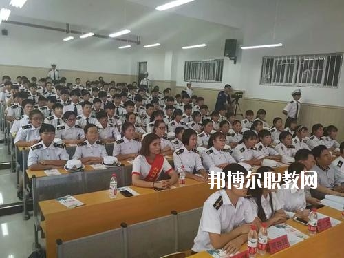 河南省經(jīng)濟(jì)技術(shù)中等職業(yè)學(xué)校2021年報(bào)名條件、招生要求、招生對(duì)象