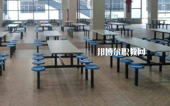 陽新縣木港職業中學食堂