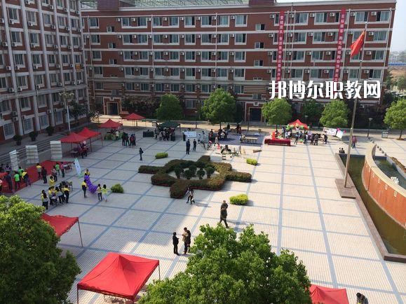 鄭州市財經(jīng)學(xué)校2021年報名條件、招生要求、招生對象