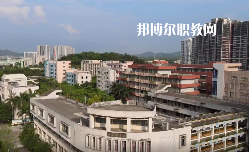 鶴山職業(yè)技術(shù)學(xué)校2021年學(xué)費(fèi)、收費(fèi)多少