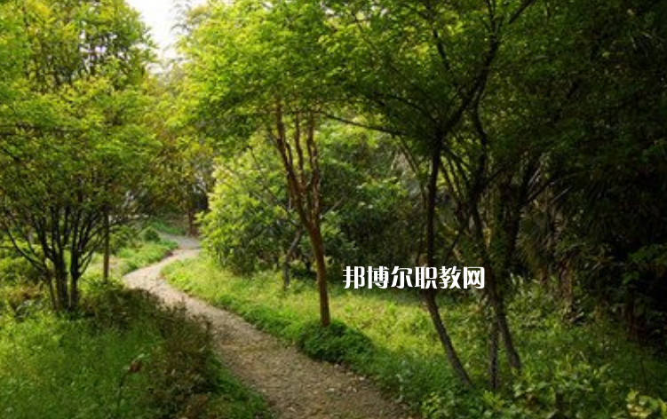 重慶船舶工業(yè)技工學(xué)校怎么樣、好不好
