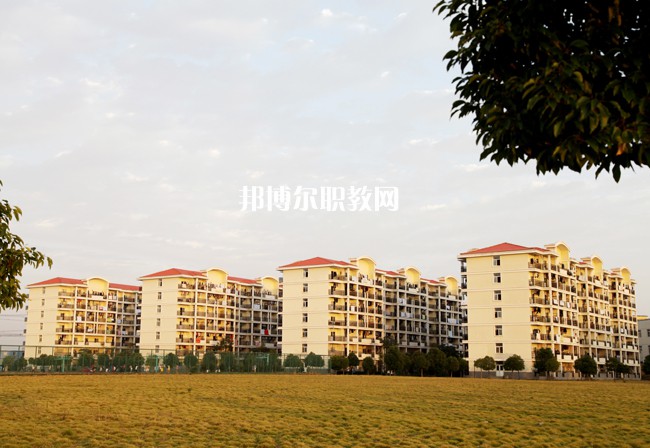 合肥行知技工學(xué)校2021年報名條件、招生要求、招生對象