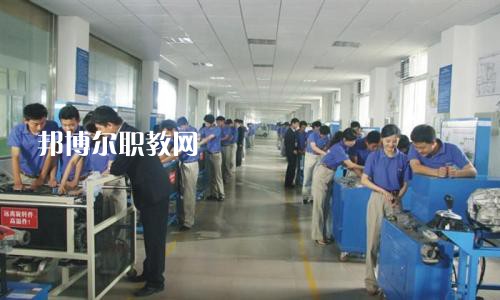 成都2021年汽修學(xué)校的專(zhuān)業(yè)有哪些