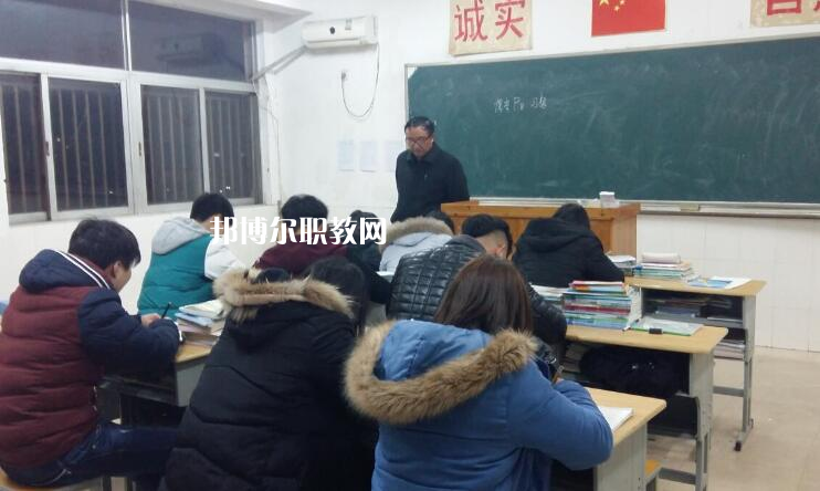 泰州市體育運(yùn)動(dòng)學(xué)校2022年報(bào)名條件、招生要求、招生對(duì)象