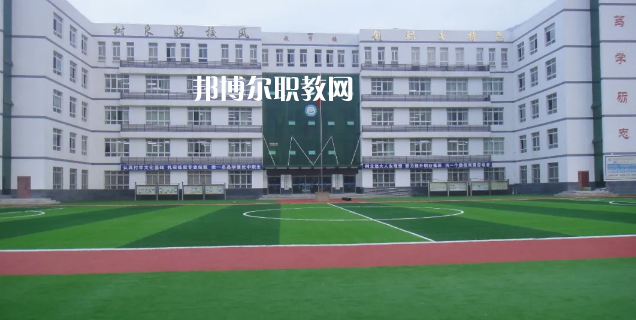 文縣職業(yè)技術學校2022年報名條件、招生要求、招生對象