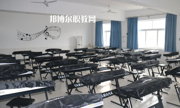 渭南華州區(qū)職業(yè)教育中心2022年報(bào)名條件、招生要求、招生對象
