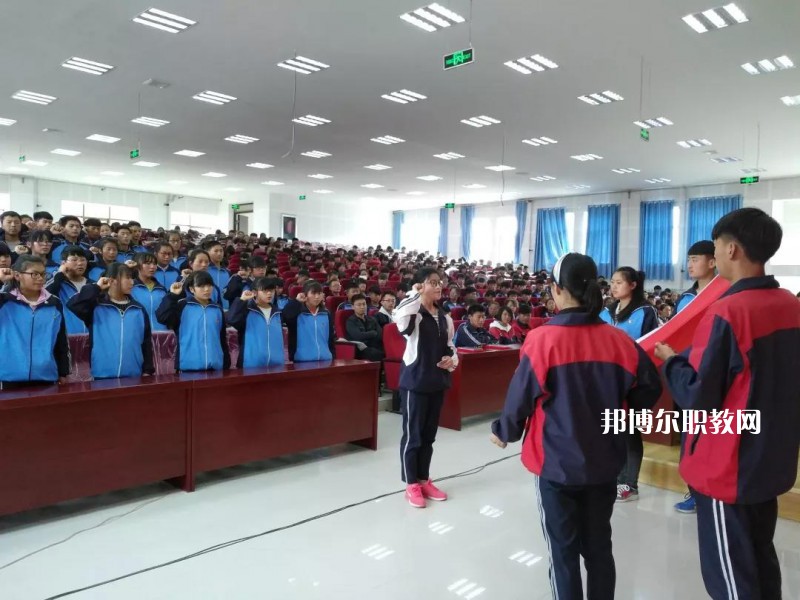 通渭縣職業(yè)中等專業(yè)學(xué)校2022年學(xué)費，收費多少