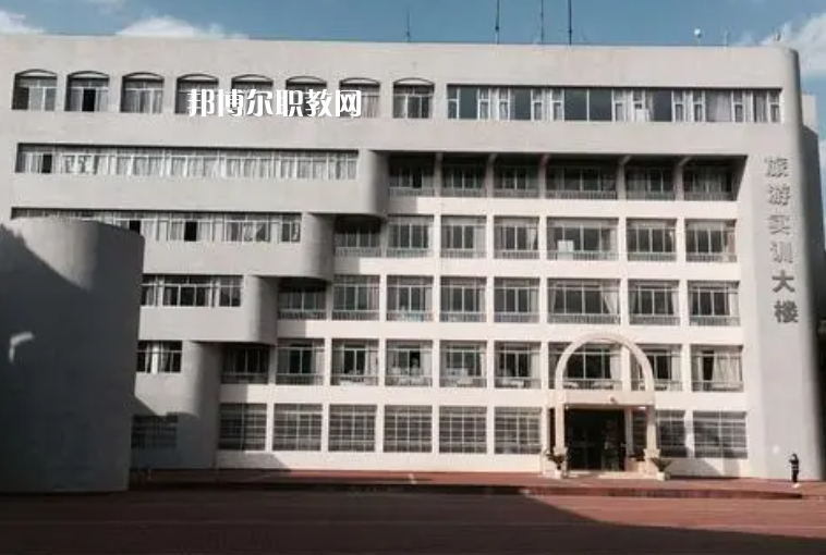 貴陽市女子職業學校2022年收費、學費多少