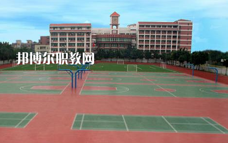 水城縣技工學(xué)校2022年招生辦聯(lián)系電話(huà)