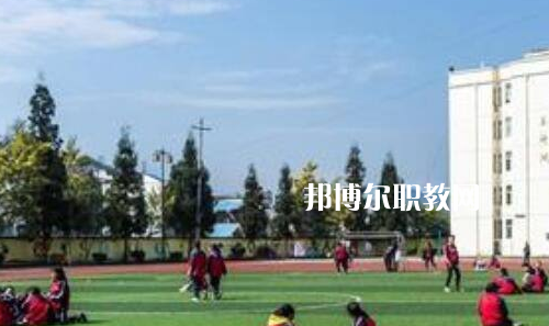六盤水現代職業(yè)技術學校2022年宿舍條件