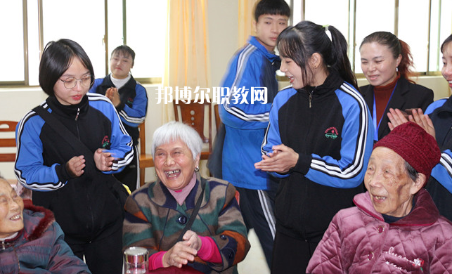 銅仁碧江中等職業(yè)學(xué)校2022年報(bào)名條件、招生要求、招生對(duì)象