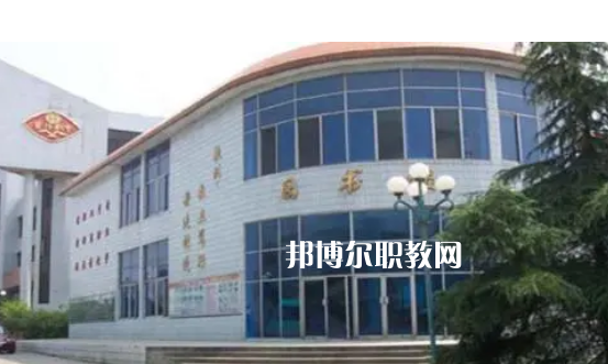 陽旅游職業(yè)學(xué)校2022年報名條件、招生要求、招生對象