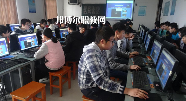閬中市機(jī)電職業(yè)學(xué)校2022年招生專(zhuān)業(yè)