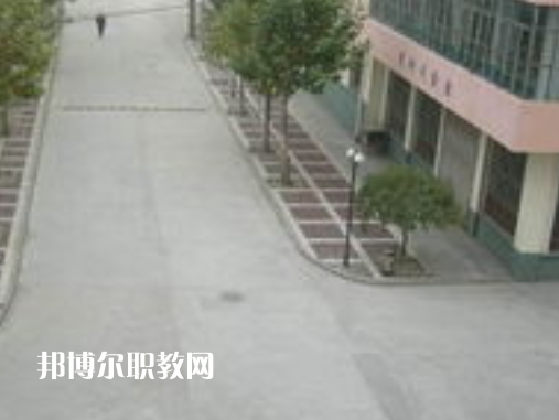 蘭州鐵路機(jī)械學(xué)校2022年報(bào)名條件、招生要求、招生對象