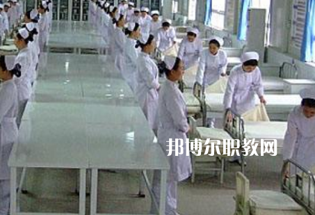 甘肅省中醫(yī)學校2022年報名條件、招生要求、招生對象