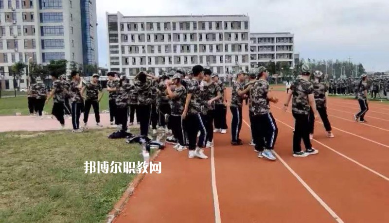 淮安工業(yè)中等專業(yè)學(xué)校2022年報名條件、招生要求、招生對象