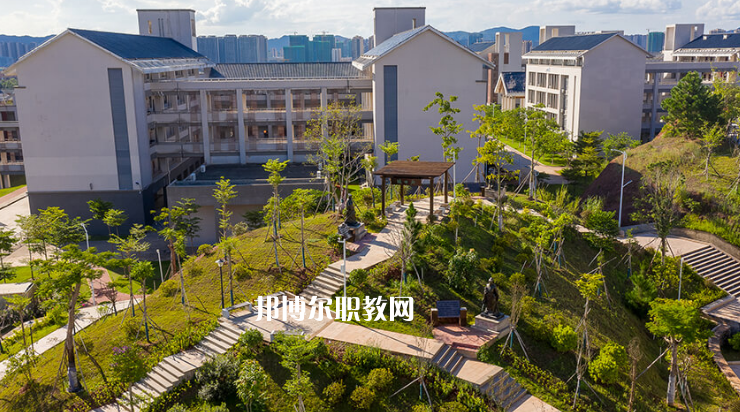 河源市衛(wèi)生學(xué)校2022年學(xué)費、收費多少