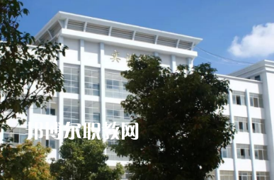 鹽源職業(yè)技術(shù)中學(xué)校2022年報名條件、招生要求、招生對象