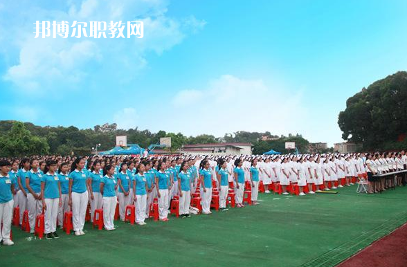 廣東黃埔衛(wèi)生職業(yè)技術(shù)學(xué)校2022年報名條件、招生要求、招生對象