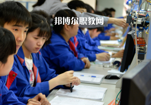儀征技師學院2022年報名條件、招生要求、招生對象
