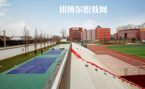 阜陽科技工程學(xué)校2022年報名條件、招生要求、招生對象