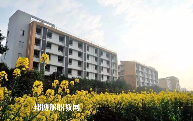 四川犍為職業(yè)高級中學2022年招生辦聯系電話