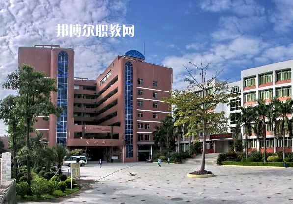 廣州交通運輸職業學校2022年招生辦聯系電話