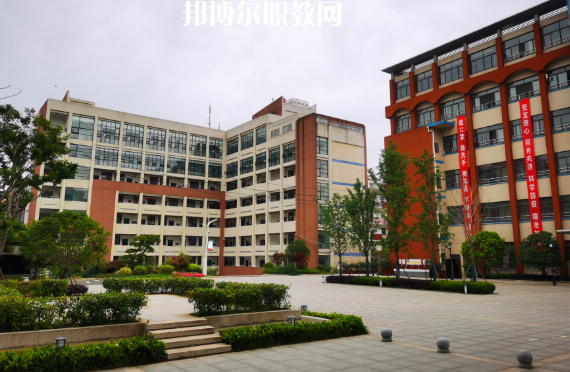 武漢石牌嶺職業高中2022年怎么樣、好不好