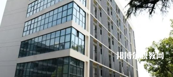 2023浙江商貿(mào)學(xué)校招生計(jì)劃 招生人數(shù)是多少(附要求、條件、對象)