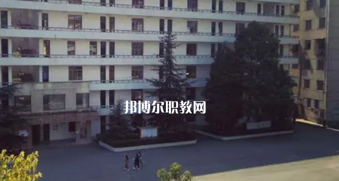 衡陽(yáng)市瀟湘衛(wèi)生中等專業(yè)學(xué)校2023年學(xué)費(fèi)、收費(fèi)多少