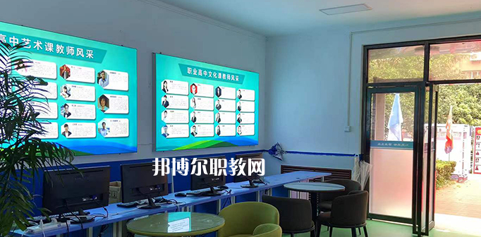 陜西省商務(wù)技術(shù)學(xué)校地址，乘車(chē)路線